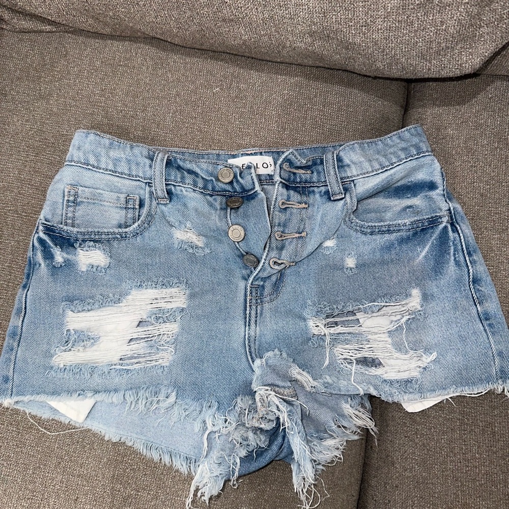 Cello XS Jean shorts!